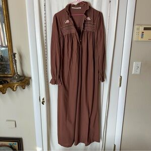 Vintage Women's Embroidered Nightgown